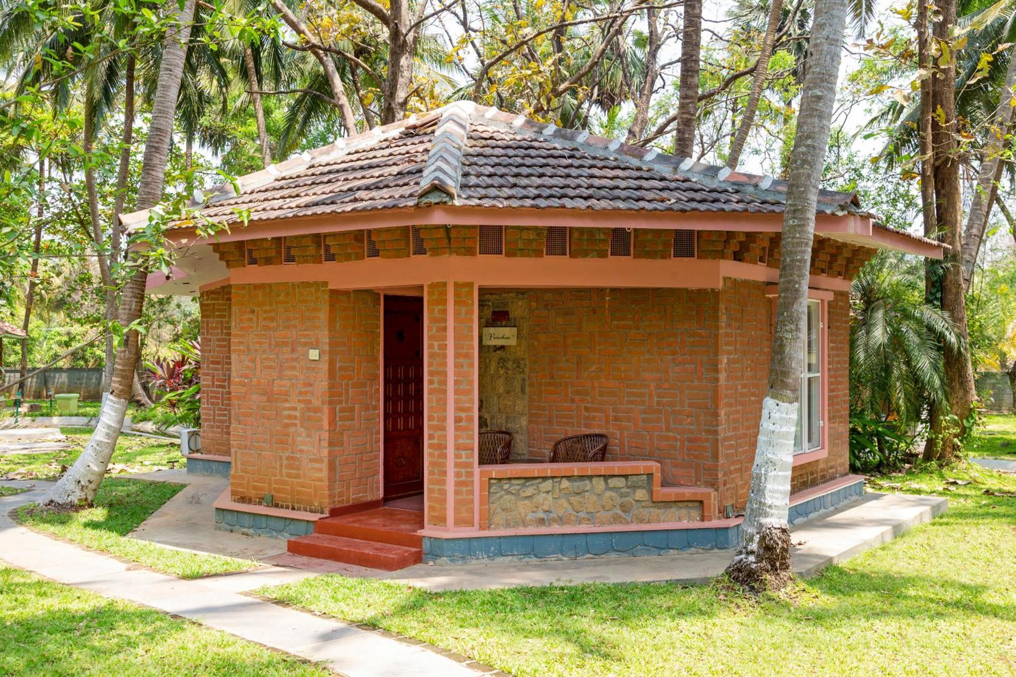 Kairali - The Ayurvedic Healing Village 帕拉克卡德 外观 照片