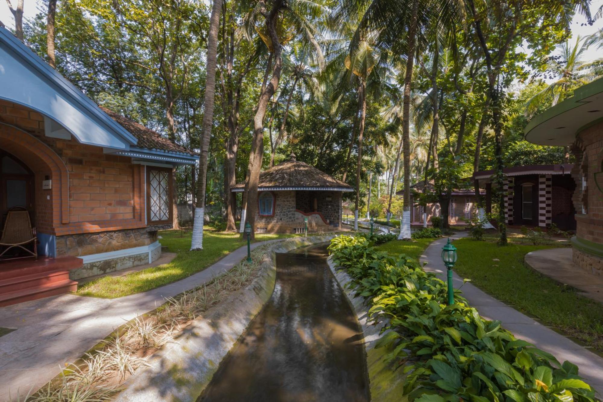 Kairali - The Ayurvedic Healing Village 帕拉克卡德 外观 照片